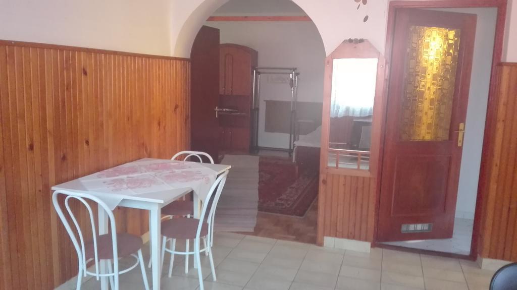 Plajbi Apartment Hajdúszoboszló Extérieur photo